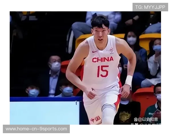 周琦篮下强攻，CBA内线霸气十足